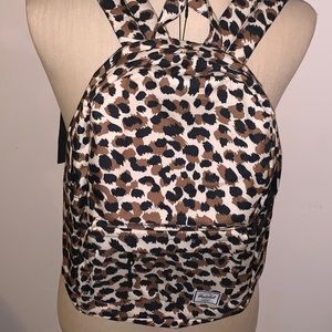 Herschel Leopard 🐆 printed backpack book bag